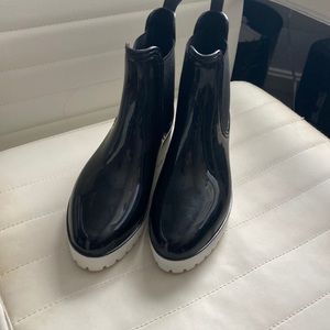 Bamboo brand Welles size 7